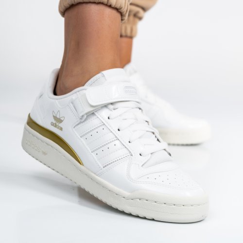 Adidas fehér sportcipők hsbh05110