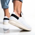 Adidas fekete sportcipők gsbhv7614